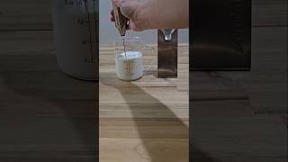 Aerolatte Handheld Milk Frother [upl. by Joses]